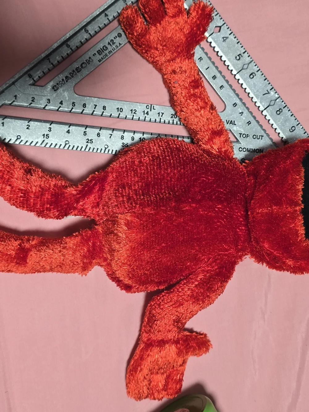 17 To 18th Inchs Elmo Plush Toy - Brand: Sessame Street